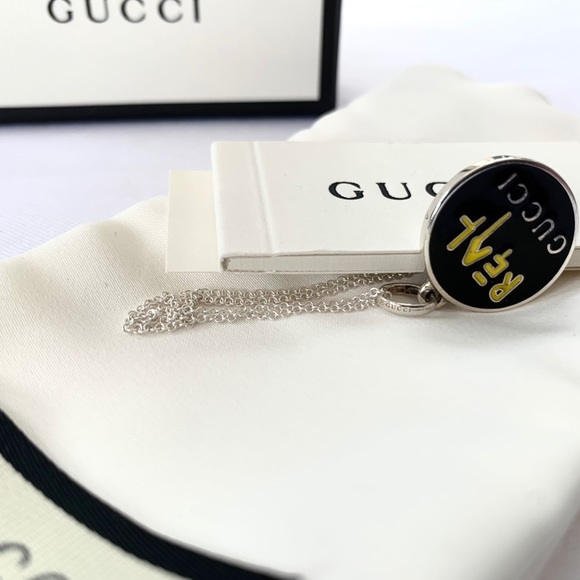 BRAND NEW Authentic GUCCI sterling silver pendant - Picture 3 of 6